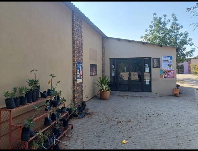 BUSINESS FOR SALE IN WATERPOORT